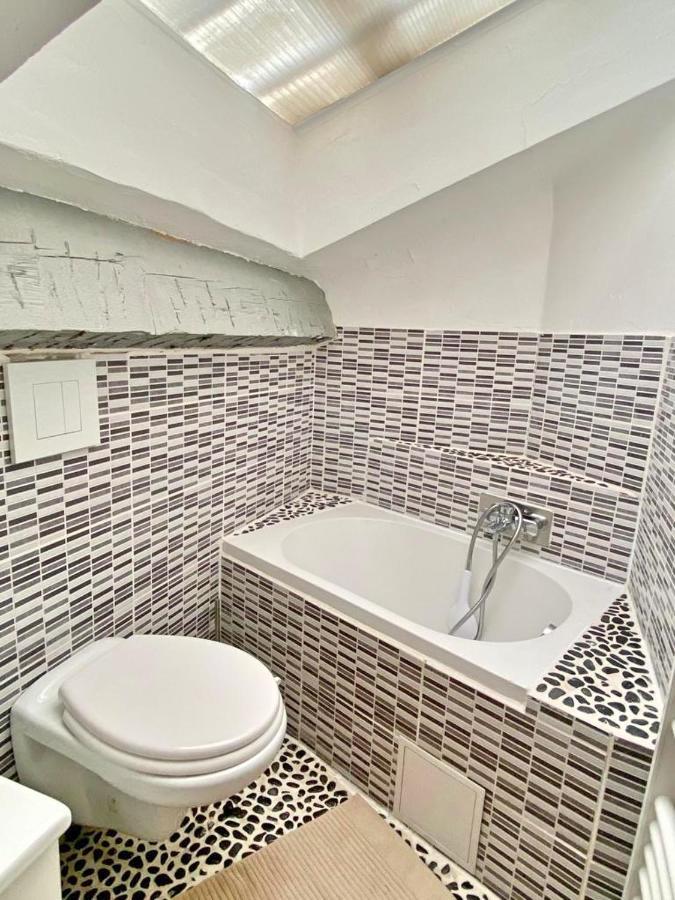 Appartements Cosy Au Centre De La Seyne-Sur-Mer Zewnętrze zdjęcie